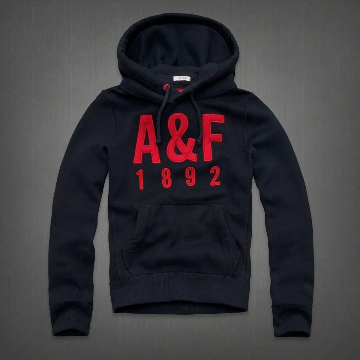 Moletom Preto Logo Vermelha A&F 1892